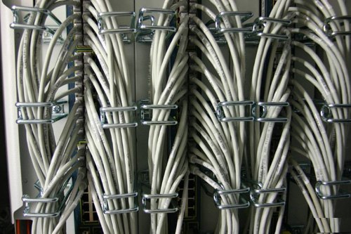 關于橋架報價，橋架的放線量，以及強弱電橋架間隔等問題