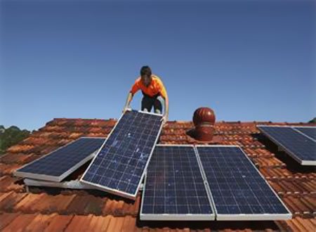 越南向國內(nèi)推行房頂太陽能電池板